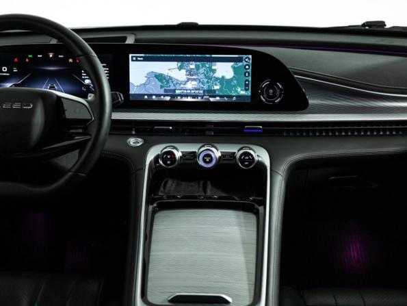 Exeed TXL I Рестайлинг 2 с пробегом 2024 года, цена 2 725 000 рублей, 37000 км, внедорожник, Автокод Объявления