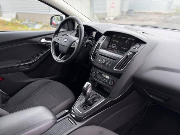 Ford Focus III Рестайлинг с пробегом 2016 года, цена 920 000 рублей, 215555 км, седан, Автокод Объявления