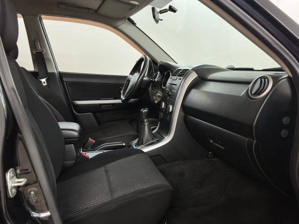Suzuki Grand Vitara II Рестайлинг с пробегом 2011 года, цена 940 000 рублей, 230259 км, внедорожник, Автокод Объявления