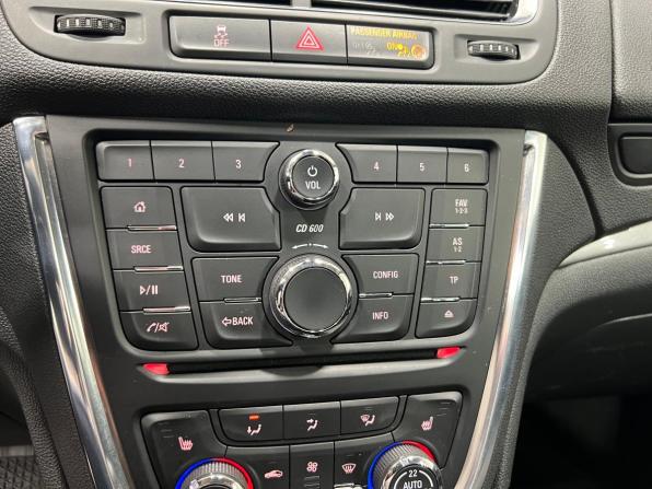 Opel Mokka I с пробегом 2013 года, цена 1 230 000 рублей, 108878 км, внедорожник, Автокод Объявления
