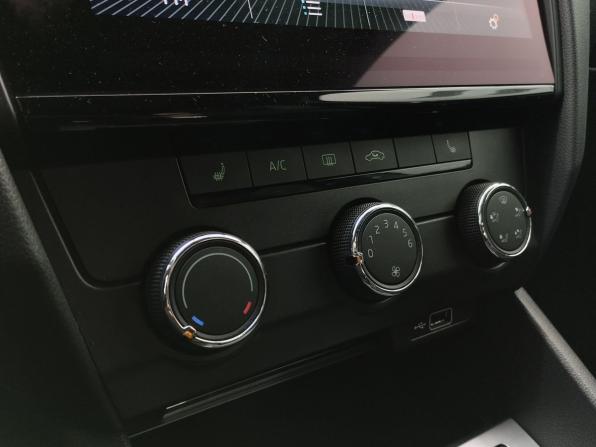 Skoda Octavia III (A7) Рестайлинг с пробегом 2019 года, цена 2 600 000 рублей, 189258 км, универсал, Автокод Объявления
