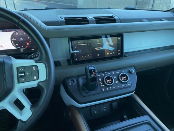 Land Rover Defender II с пробегом 2021 года, цена 7 650 000 рублей, 64420 км, внедорожник, Автокод Объявления