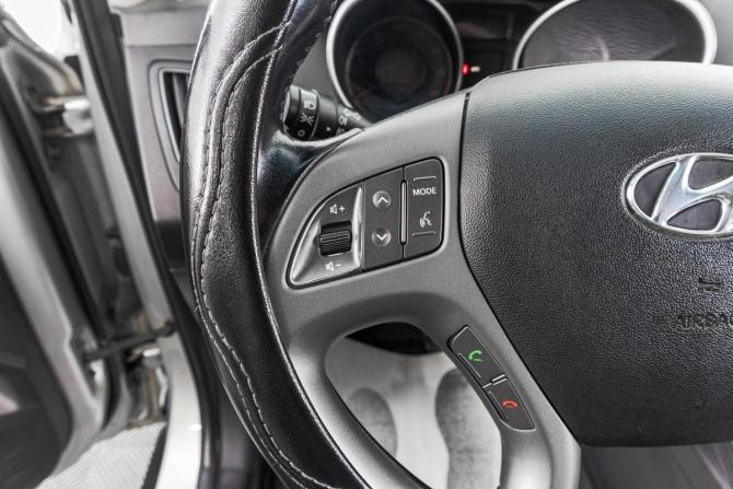 Hyundai ix35 I Рестайлинг с пробегом 2014 года, цена 1 499 000 рублей, 219200 км, внедорожник, Автокод Объявления