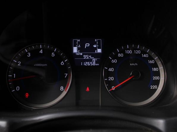 Hyundai Solaris I Рестайлинг с пробегом 2015 года, цена 1 000 000 рублей, 112657 км, седан, Автокод Объявления