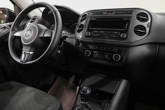 Volkswagen Tiguan I Рестайлинг с пробегом 2011 года, цена 899 000 рублей, 191157 км, внедорожник, Автокод Объявления