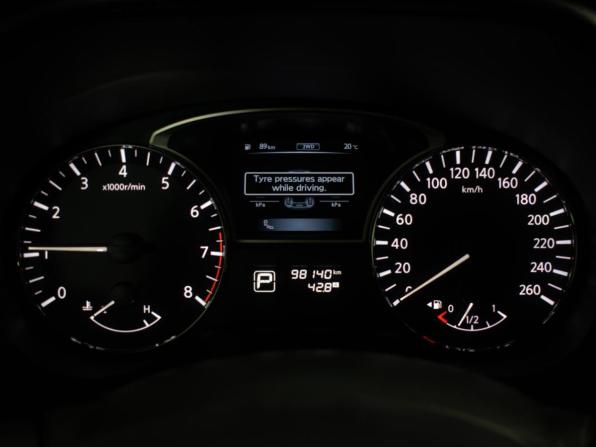 Nissan Pathfinder IV с пробегом 2016 года, цена 1 995 000 рублей, 98000 км, внедорожник, Автокод Объявления