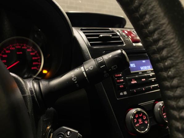 Subaru XV I с пробегом 2012 года, цена 1 100 000 рублей, 305325 км, внедорожник, Автокод Объявления