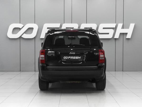 Jeep Liberty (Patriot) с пробегом 2015 года, цена 1 250 000 рублей, 167000 км, внедорожник, Автокод Объявления