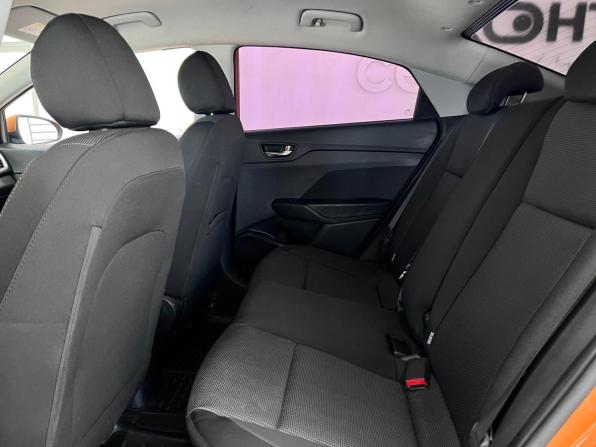 Hyundai Solaris II с пробегом 2018 года, цена 1 310 000 рублей, 153434 км, седан, Автокод Объявления