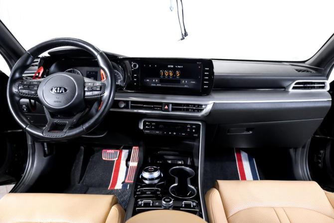 Kia K5 III с пробегом 2020 года, цена 2 390 000 рублей, 127000 км, седан, Автокод Объявления