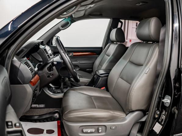 Toyota Land Cruiser Prado 120 Series с пробегом 2006 года, цена 2 075 000 рублей, 327100 км, внедорожник, Автокод Объявления
