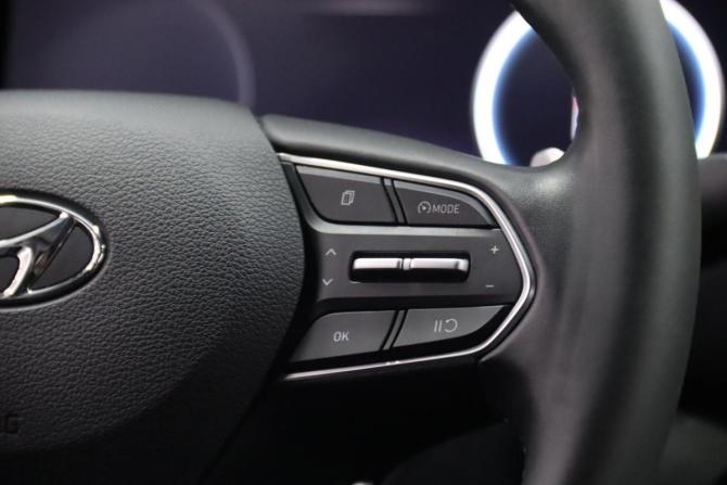 Hyundai Santa Fe IV Рестайлинг с пробегом 2021 года, цена 3 495 170 рублей, 77706 км, внедорожник, Автокод Объявления