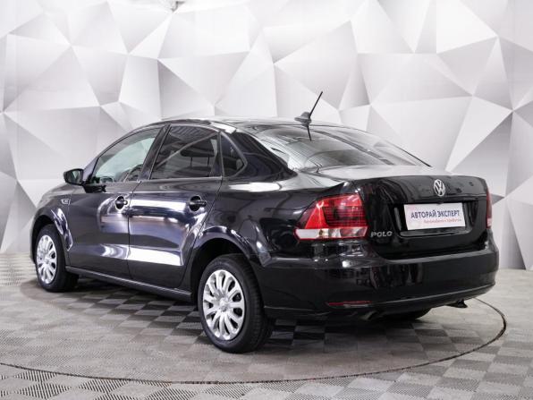 Volkswagen Polo V Рестайлинг с пробегом 2018 года, цена 1 212 000 рублей, 139784 км, седан, Автокод Объявления