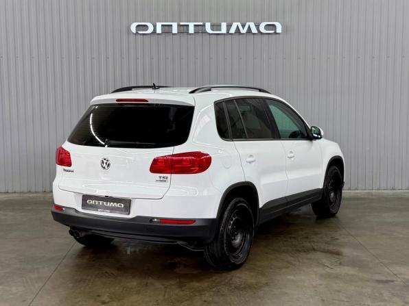 Volkswagen Tiguan I Рестайлинг с пробегом 2016 года, цена 1 597 000 рублей, 56346 км, внедорожник, Автокод Объявления