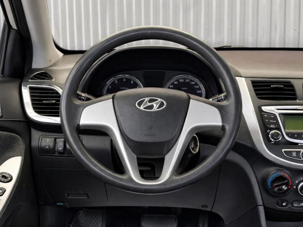 Hyundai Solaris I с пробегом 2011 года, цена 687 000 рублей, 185389 км, седан, Автокод Объявления