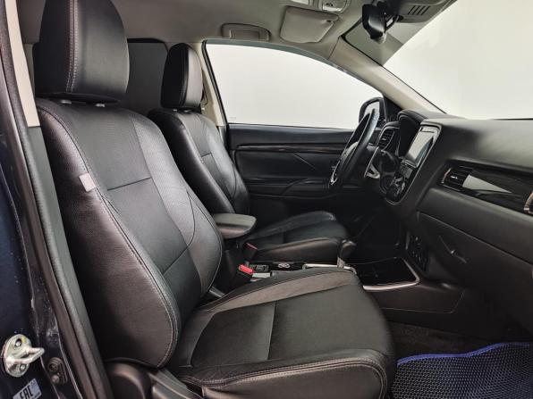 Mitsubishi Outlander III Рестайлинг 3 с пробегом 2018 года, цена 2 650 000 рублей, 182760 км, внедорожник, Автокод Объявления