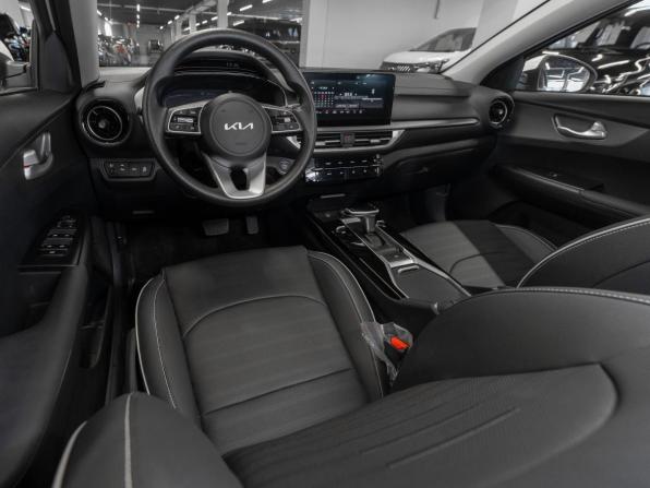 Kia K3 II (China Market) Рестайлинг с пробегом 2026 года, цена 3 030 000 рублей, 20 км, седан, Автокод Объявления