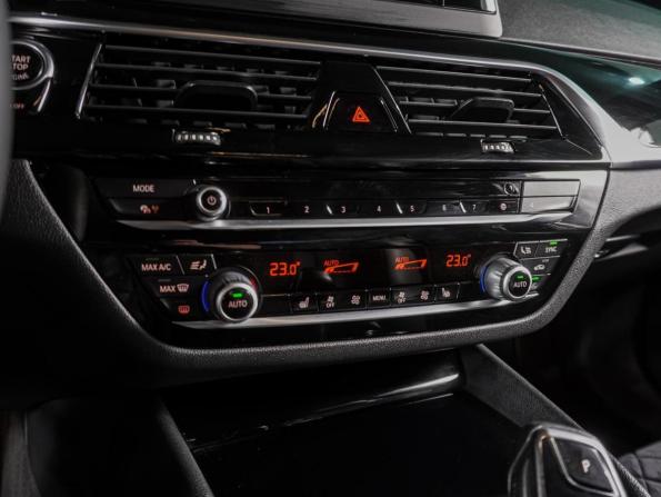 BMW 5 серии VII (G30/G31/G38) с пробегом 2018 года, цена 3 049 000 рублей, 112565 км, седан, Автокод Объявления