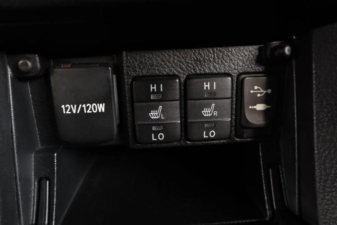 Toyota Corolla XI (E160 E170 E180) с пробегом 2013 года, цена 1 159 000 рублей, 147500 км, седан, Автокод Объявления
