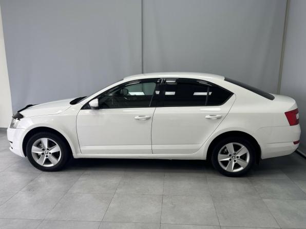 Skoda Octavia III (A7) с пробегом 2015 года, цена 1 100 000 рублей, 138294 км, лифтбек, Автокод Объявления