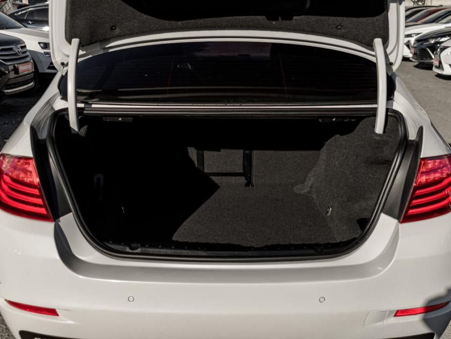 BMW 5 серии VI (F10/F11/F07) Рестайлинг Екатеринбург  - изображение 9