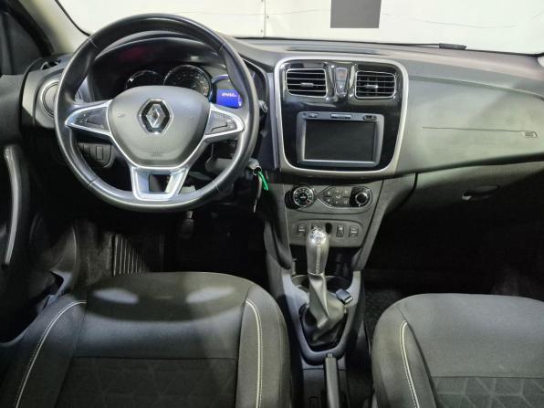 Renault Sandero II Рестайлинг с пробегом 2018 года, цена 1 100 000 рублей, 103000 км, хэтчбек, Автокод Объявления