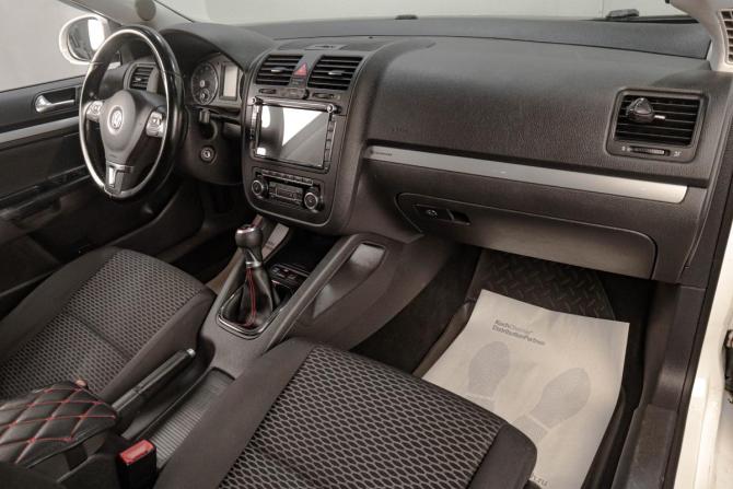 Volkswagen Jetta V с пробегом 2010 года, цена 809 000 рублей, 216000 км, седан, Автокод Объявления