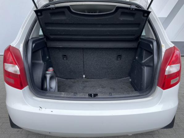 Skoda Fabia II Рестайлинг с пробегом 2011 года, цена 448 000 рублей, 182614 км, хэтчбек, Автокод Объявления