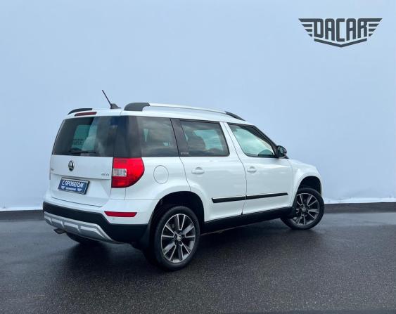 Skoda Yeti I Рестайлинг с пробегом 2017 года, цена 1 130 000 рублей, 152457 км, внедорожник, Автокод Объявления