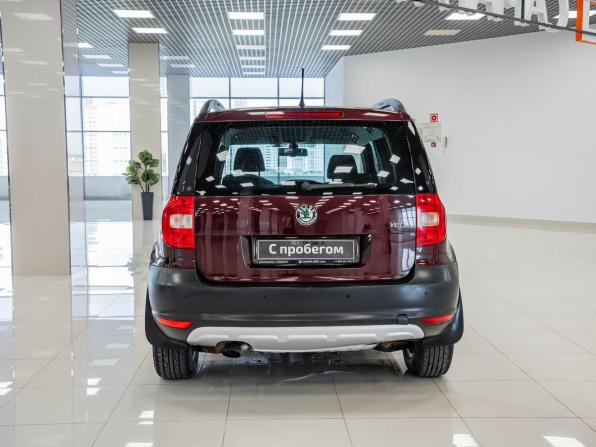 Skoda Yeti I с пробегом 2012 года, цена 744 000 рублей, 153549 км, внедорожник, Автокод Объявления