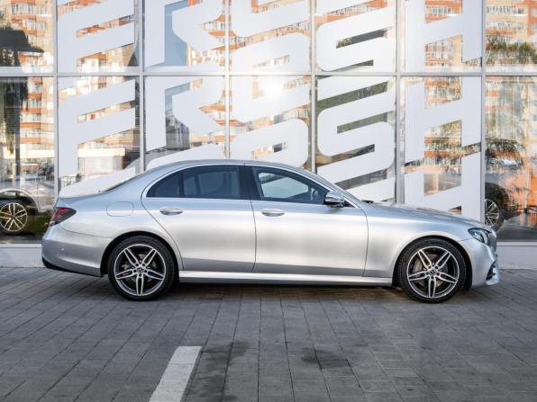 Mercedes-Benz E-Класс V (W213 S213 C238) с пробегом 2019 года, цена 2 950 000 рублей, 137521 км, седан, Автокод Объявления