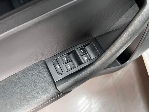 Skoda Rapid II с пробегом 2021 года, цена 1 595 000 рублей, 100507 км, лифтбек, Автокод Объявления