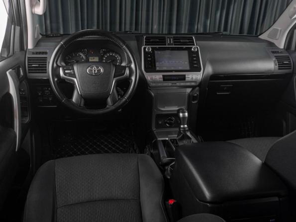 Toyota Land Cruiser Prado 150 Series Рестайлинг 2 с пробегом 2020 года, цена 4 499 000 рублей, 193276 км, внедорожник, Автокод Объявления