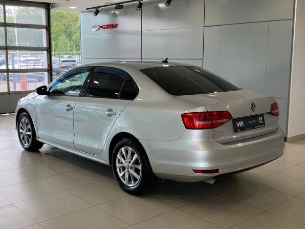 Volkswagen Jetta VI Рестайлинг с пробегом 2015 года, цена 1 175 000 рублей, 181104 км, седан, Автокод Объявления