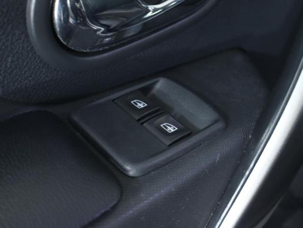 Renault Logan II с пробегом 2016 года, цена 779 000 рублей, 84453 км, седан, Автокод Объявления
