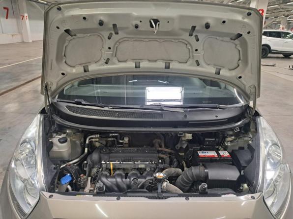 Kia Venga I с пробегом 2014 года, цена 955 000 рублей, 105816 км, минивэн, Автокод Объявления