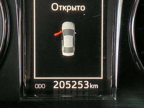 Toyota Camry VII (XV50) Рестайлинг с пробегом 2017 года, цена 1 885 000 рублей, 205250 км, седан, Автокод Объявления