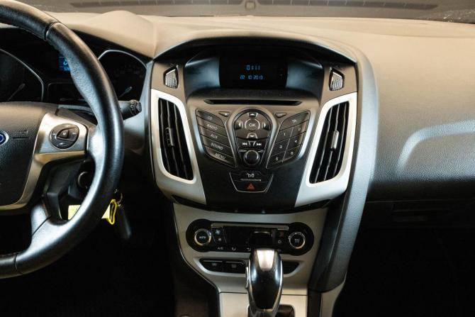 Ford Focus III с пробегом 2013 года, цена 799 000 рублей, 178345 км, хэтчбек, Автокод Объявления