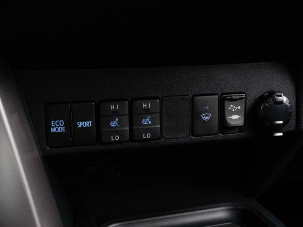 Toyota RAV4 IV (XA40) Рестайлинг с пробегом 2017 года, цена 2 099 000 рублей, 207366 км, внедорожник, Автокод Объявления