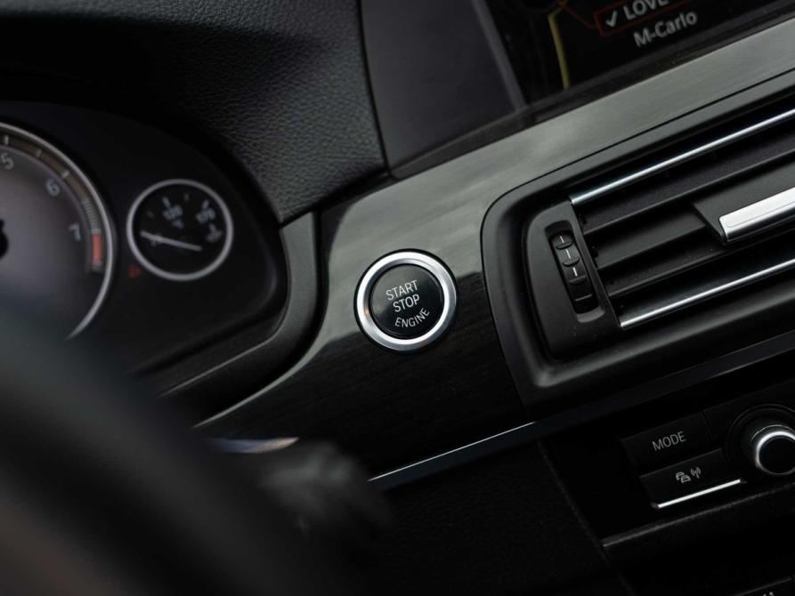 BMW 5 серии VI (F10/F11/F07) Новосибирск  - изображение 16