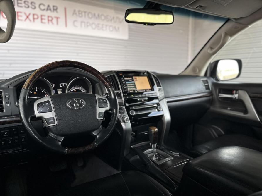 Toyota Land Cruiser 200 Series Рестайлинг 1 Кемерово  - изображение 20