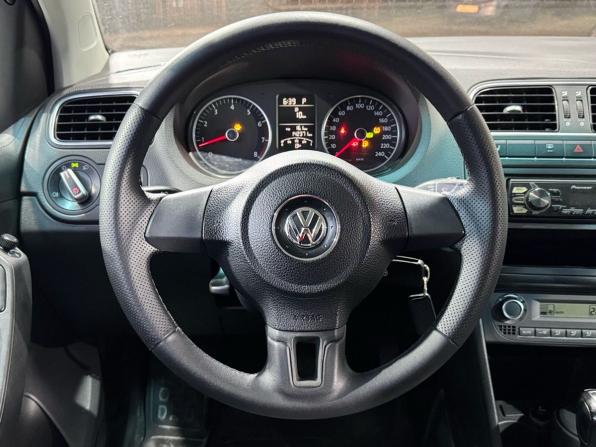 Volkswagen Polo V с пробегом 2011 года, цена 759 000 рублей, 141000 км, хэтчбек, Автокод Объявления