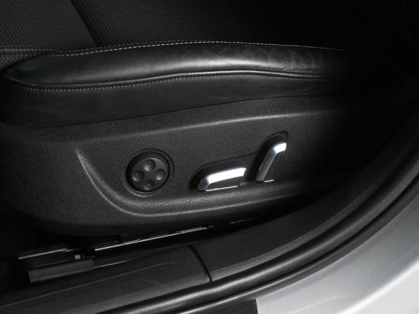 Audi A4 IV (B8) Рестайлинг с пробегом 2012 года, цена 1 160 000 рублей, 273379 км, седан, Автокод Объявления