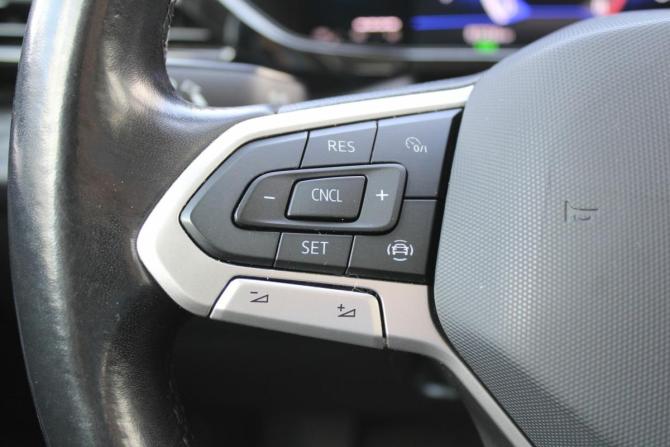 Volkswagen Taos I с пробегом 2021 года, цена 2 450 000 рублей, 87500 км, внедорожник, Автокод Объявления