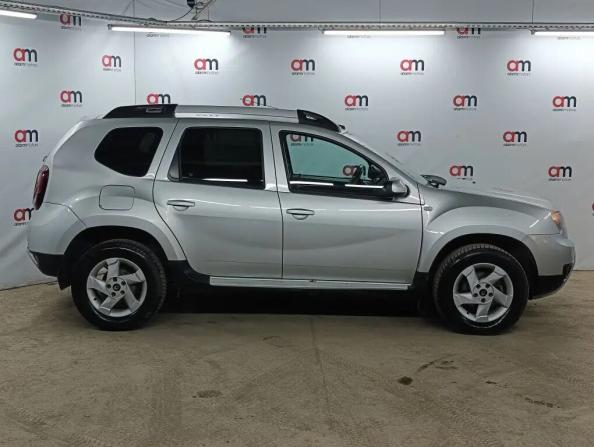 Renault Duster I Рестайлинг с пробегом 2017 года, цена 919 000 рублей, 206000 км, внедорожник, Автокод Объявления