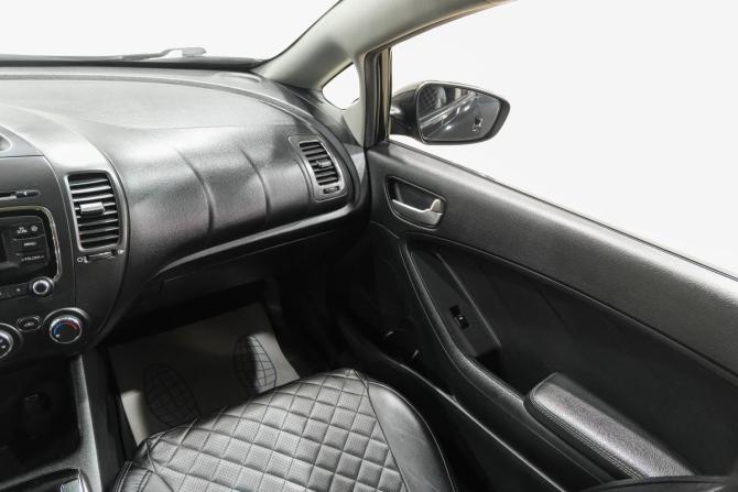 Kia Cerato III Рестайлинг (Classic) с пробегом 2019 года, цена 1 239 000 рублей, 97000 км, седан, Автокод Объявления