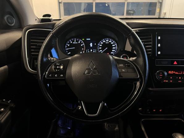 Mitsubishi Outlander III Рестайлинг 3 с пробегом 2019 года, цена 2 542 000 рублей, 90466 км, внедорожник, Автокод Объявления