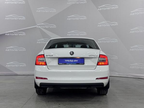 Skoda Octavia III (A7) с пробегом 2013 года, цена 899 000 рублей, 222000 км, лифтбек, Автокод Объявления