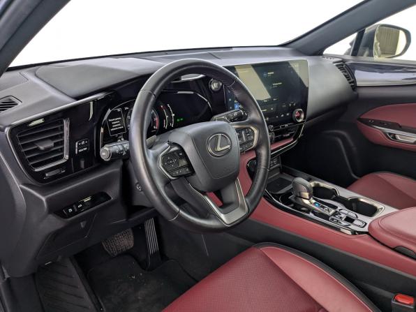 Lexus NX II с пробегом 2022 года, цена 5 500 000 рублей, 50296 км, внедорожник, Автокод Объявления