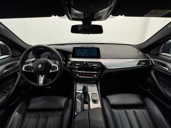 BMW 5 серии VII (G30/G31/G38) с пробегом 2018 года, цена 3 940 000 рублей, 127666 км, седан, Автокод Объявления